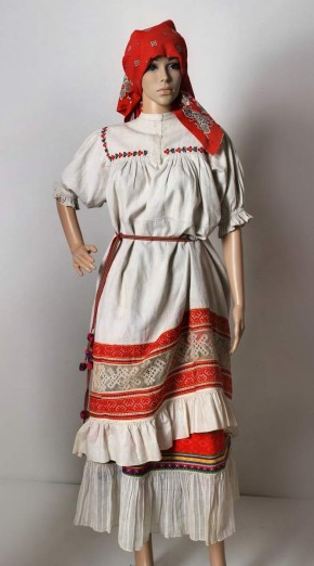 Podolnitsa shirt and skirt
