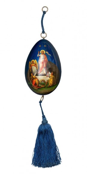 Пасхальное яйцо с изображениями сцены Воскресения и храма Христа Спасителя