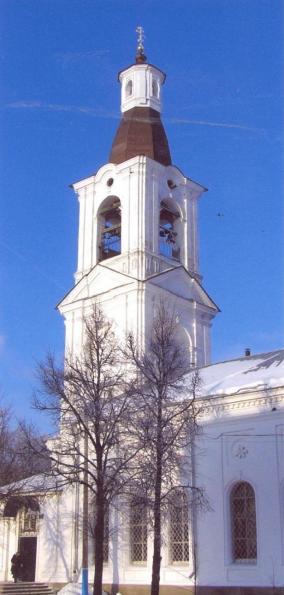 Соборная площадь. Колокольня зимней церкви