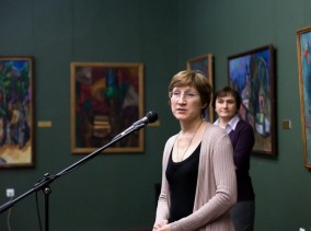 Выступает искусствовед Ольга Улемова, одна из кураторов выставки 2013г.