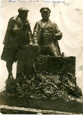 С. М. Киров и инженер Г. О. Графтио на Свирьстрое