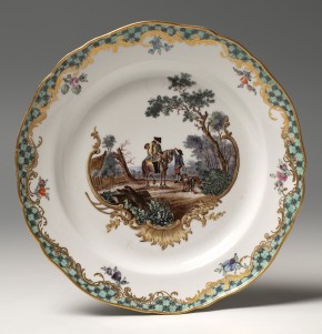 Тарелка из «охотничьего» сервиза