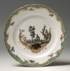 Тарелка из «охотничьего» сервиза