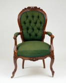Малое кресло из гарнитура для Уборной великого князя Александра Александровича в Александровском дворце