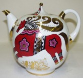 Чайник с крышкой из комплекта