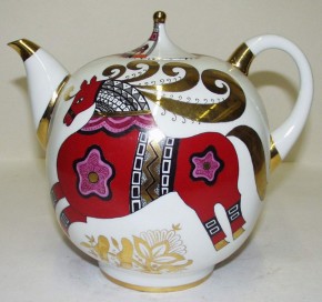 Чайник с крышкой из комплекта