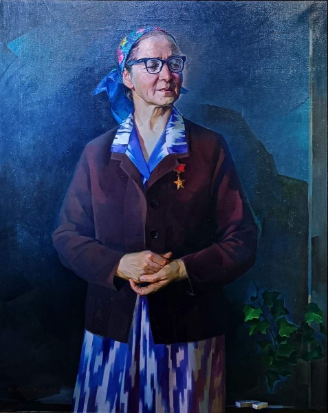 Заслуженная учительница. Портрет преподавателя. Деятели искусства женщины в очках.