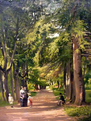 Аллея в Дубровицах