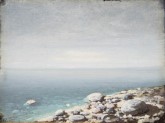 Прозрачная вода. Пасмурный день. Крым
