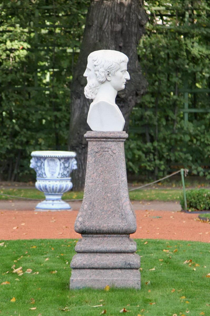 Двуликий Янус, 2011