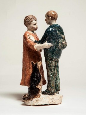 Провожает сына в армию