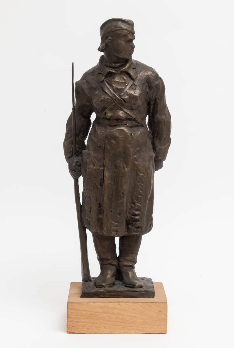 Девушка — боец МПВО, Vera Vassilyevna Isayeva, 1944
