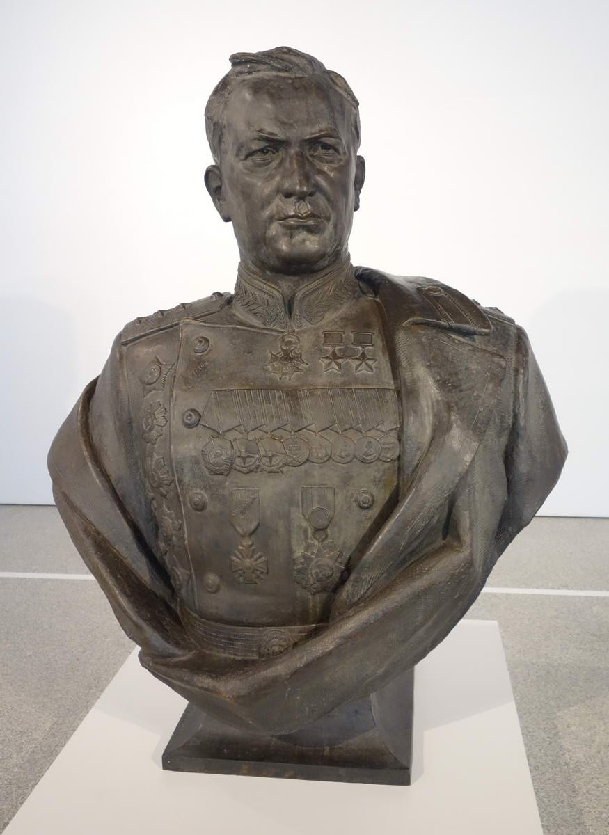 Портрет дважды Героя Советского Союза генерала армии Т. Т. Хрюкина, Yevgeny Vuchetich, Отлив 1949